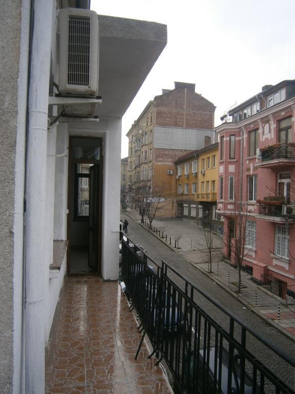 Ivory Tower Hostel *