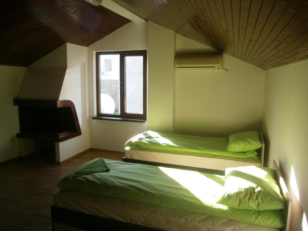 Ivory Tower Hostel *